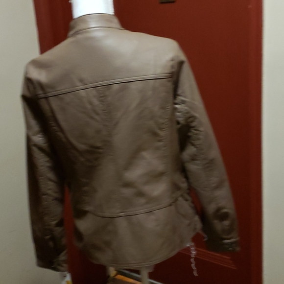 APT 9 FAUX LEATHER BROWN JACKET SIZE MEDIUM - Picture 4 of 13
